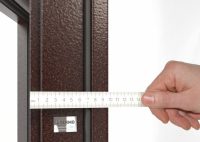 При покупке дверей с терморазрывом стоит учесть, что ширина такой конструкции больше чем стандартных конструкций При покупке дверей с терморазрывом стоит учесть, что ширина такой конструкции больше чем стандартных конструкций