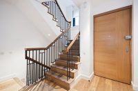 Согласно отзывам потребителей, установка термодвери решает проблему сквозняков в частном доме или квартире Согласно отзывам потребителей, установка термодвери решает проблему сквозняков в частном доме или квартире