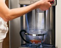 Благодаря функции нагрева воды, кулер можно использовать для заварки чая или кофе, поскольку температура воды может достигать 95°С Благодаря функции нагрева воды, кулер можно использовать для заварки чая или кофе, поскольку температура воды может достигать 95°С