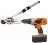 Режущий механизм насадки на дрель EDMA устроен по гильотинному принципу, рез происходит без образования стружки Режущий механизм насадки на дрель EDMA устроен по гильотинному принципу, рез происходит без образования стружки