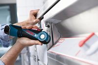 Приспособления и насадки для сверления под углом позволят сделать отверстие там, куда с обычной дрелью невозможно подступиться Приспособления и насадки для сверления под углом позволят сделать отверстие там, куда с обычной дрелью невозможно подступиться