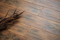 Использование керамогранитной плитки позволит привнести в интерьер помещений со сложными эксплуатационными условиями эстетику древесины, ее натуральность и уникальную красоту Использование керамогранитной плитки позволит привнести в интерьер помещений со сложными эксплуатационными условиями эстетику древесины, ее натуральность и уникальную красоту