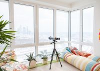 Комнатные растения могут быть источниками повышенной влажности воздуха в квартире, измерить которую можно с помощью специальных приборов Комнатные растения могут быть источниками повышенной влажности воздуха в квартире, измерить которую можно с помощью специальных приборов