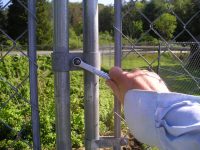 Для конструкций открытого типа необходимо предусмотреть надежные крепления Для конструкций открытого типа необходимо предусмотреть надежные крепления