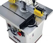 Согласно государственным требованиям, все фрезеровочные устройства для деревообработки обязаны сертифицироваться, что гарантирует их безопасность в процессе работы Согласно государственным требованиям, все фрезеровочные устройства для деревообработки обязаны сертифицироваться, что гарантирует их безопасность в процессе работы